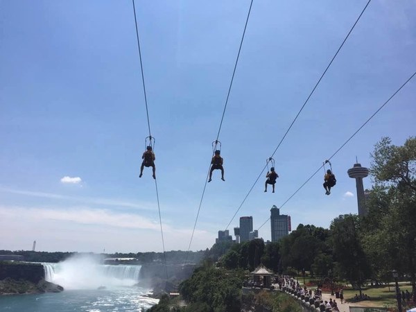 zipline-niagara-falls-cr-wildplay-element-parks.jpg