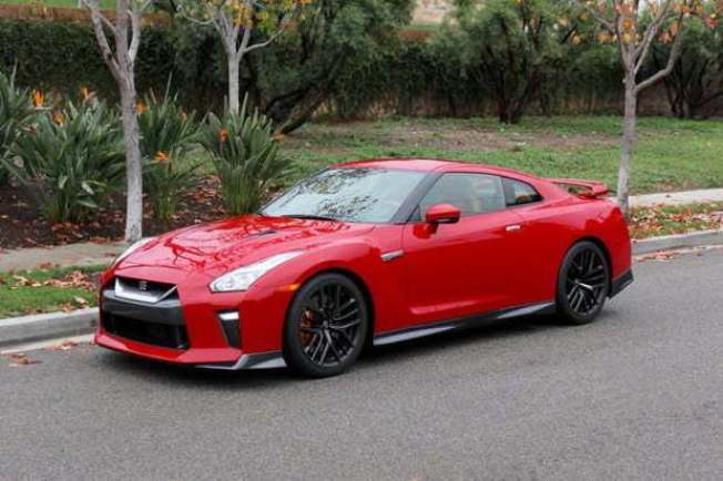 第三名:日产GTR,700万则贴文。图/网络图片